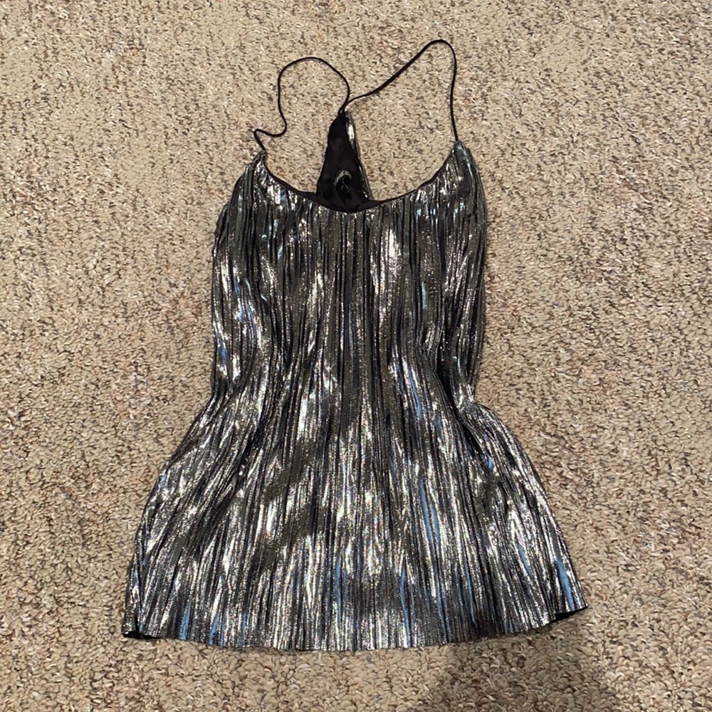 Shiny Silver/Black Tank